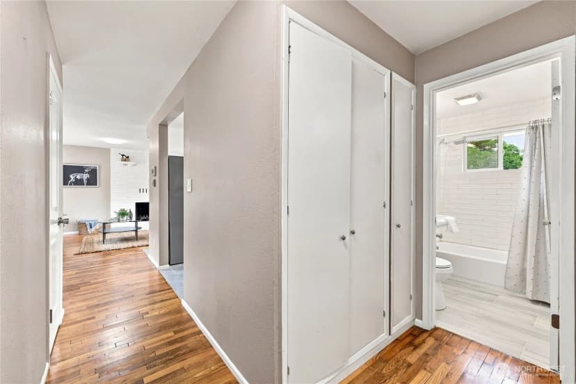 Property photo for 4975 Johnson Street Nw, Bremerton photo 19