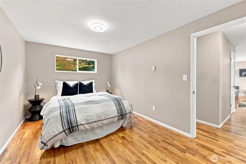 Property photo for 4975 Johnson Street Nw, Bremerton photo 18