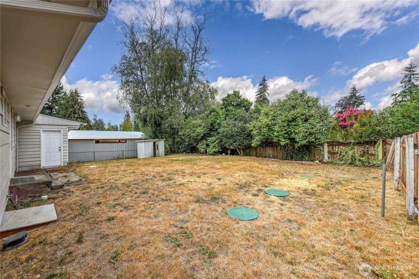 Property photo for 4975 Johnson Street Nw, Bremerton photo 16
