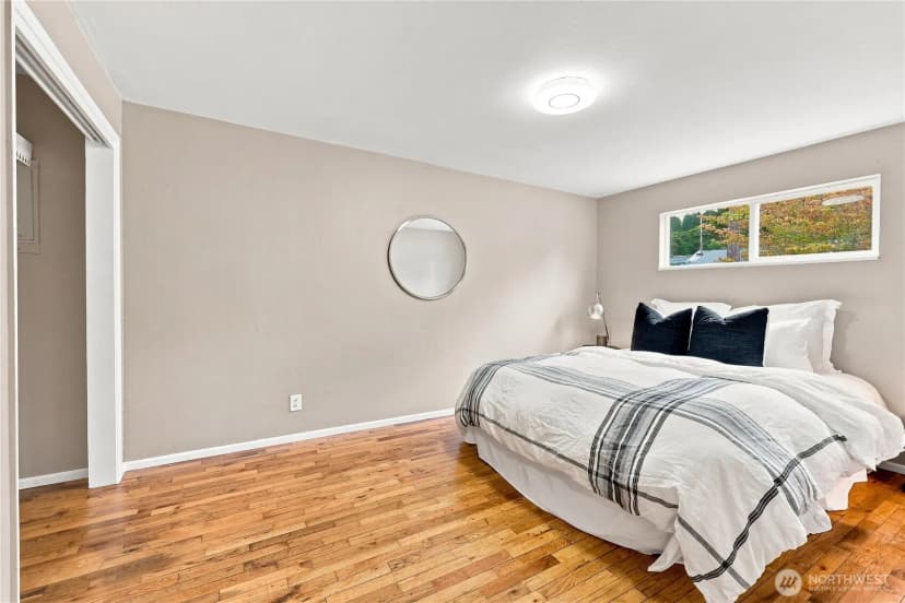 Property photo for 4975 Johnson Street Nw, Bremerton photo 17