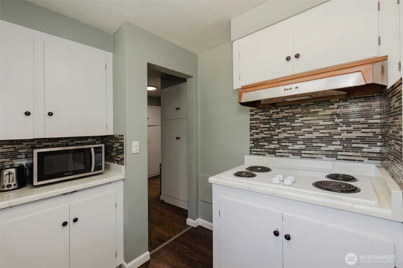 Property photo for 2122 Ne Sunrise Drive, Bremerton photo 15