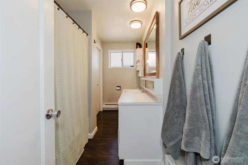 Property photo for 2122 Ne Sunrise Drive, Bremerton photo 20