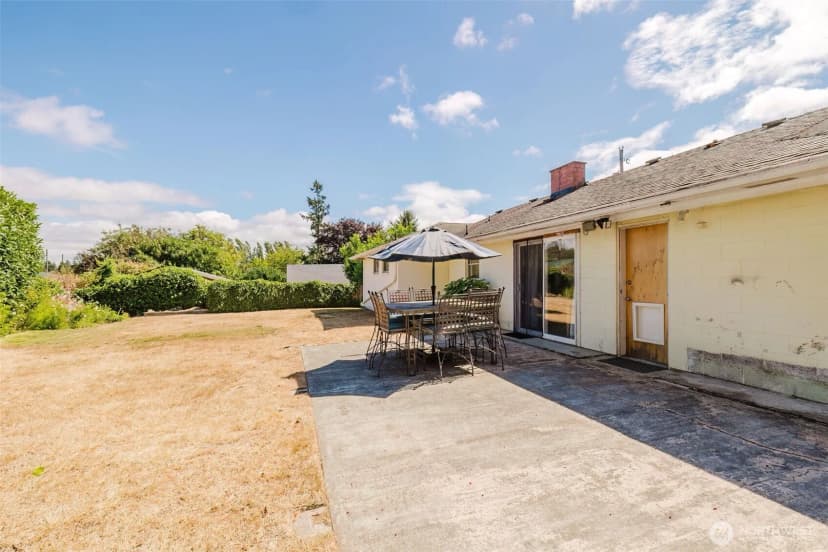 Property photo for 2122 Ne Sunrise Drive, Bremerton photo 35