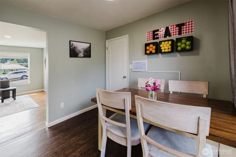 Property photo for 2122 Ne Sunrise Drive, Bremerton photo 9
