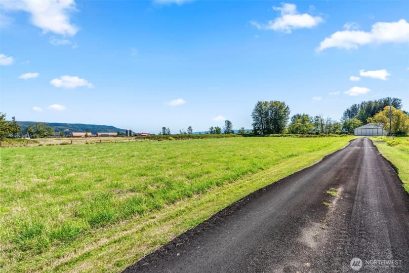 Property photo for 0 Hendrickson Road, Cathlamet photo 2