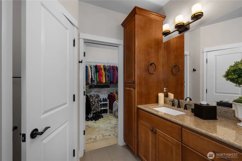 Property photo for 4802 Meriwood Drive Ne, Lacey photo 17