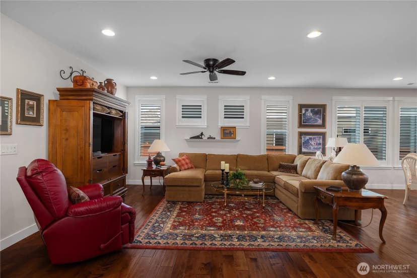 Property photo for 4802 Meriwood Drive Ne, Lacey photo 6