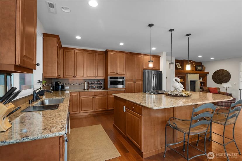 Property photo for 4802 Meriwood Drive Ne, Lacey photo 11