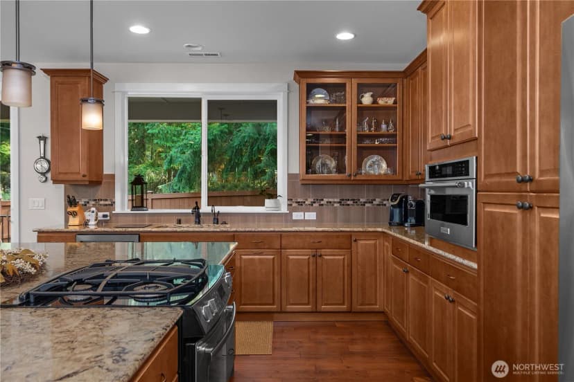Property photo for 4802 Meriwood Drive Ne, Lacey photo 10