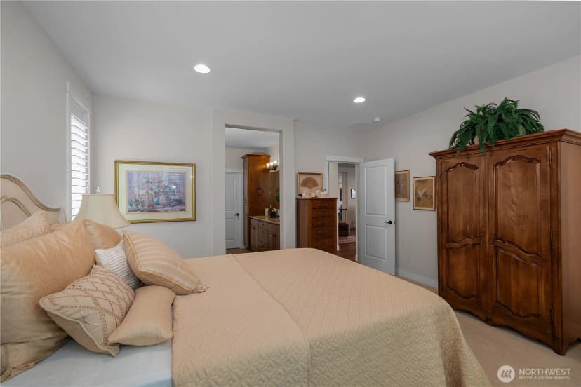 Property photo for 4802 Meriwood Drive Ne, Lacey photo 15