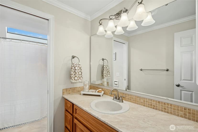 Property photo for 6238 113th Place Se, Bellevue photo 17