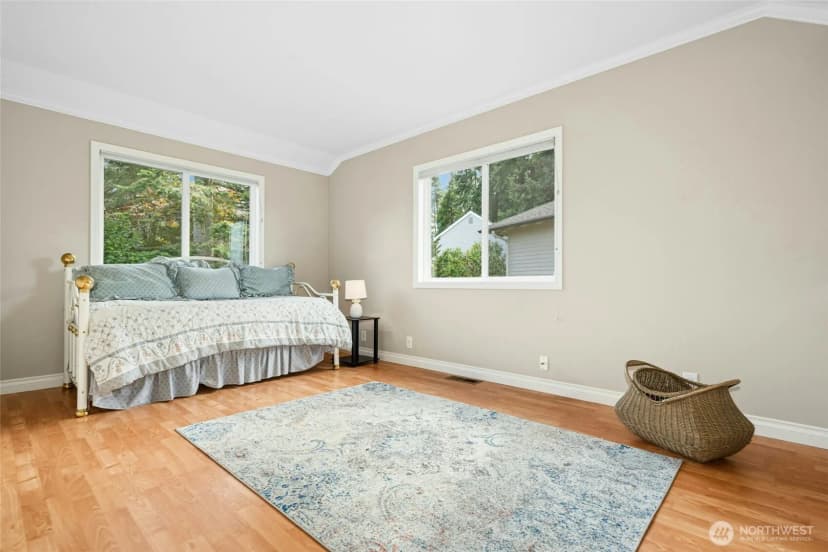 Property photo for 6238 113th Place Se, Bellevue photo 16