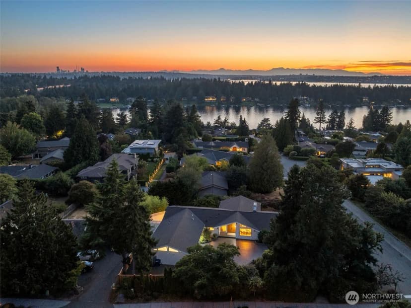 Property photo for 9127 Ne 36th Street, Yarrow Point photo 40