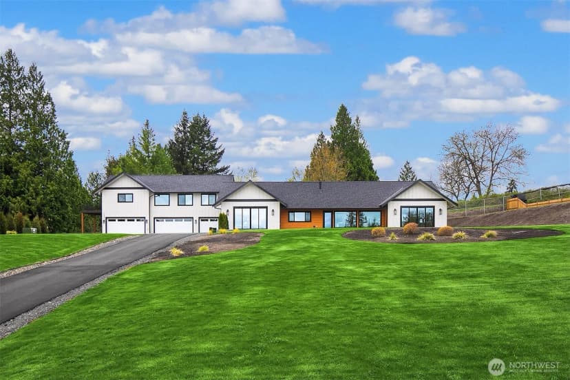 Property photo for 17829 Tester Road, Snohomish photo 2