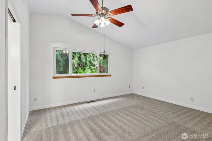 Property photo for 4315 210th Place Ne, Sammamish photo 18