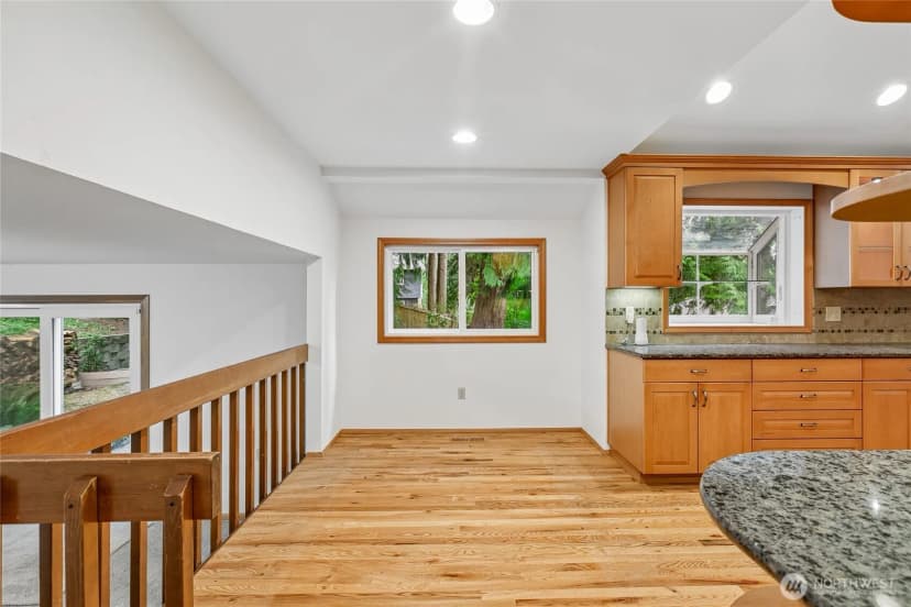 Property photo for 4315 210th Place Ne, Sammamish photo 11