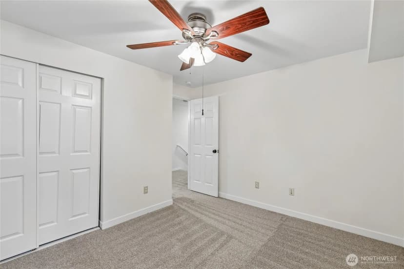 Property photo for 4315 210th Place Ne, Sammamish photo 26