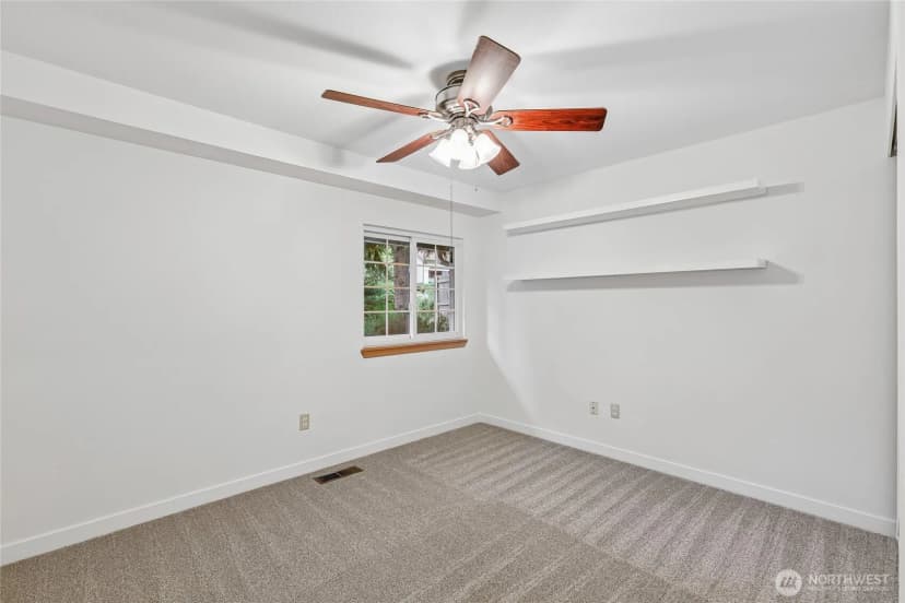Property photo for 4315 210th Place Ne, Sammamish photo 25
