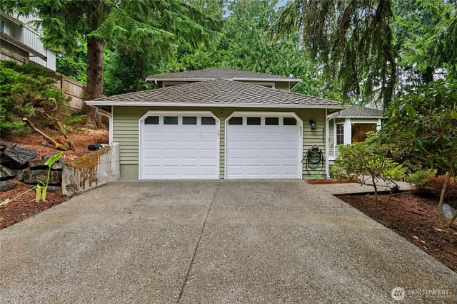 Property photo for 4315 210th Place Ne, Sammamish photo 2