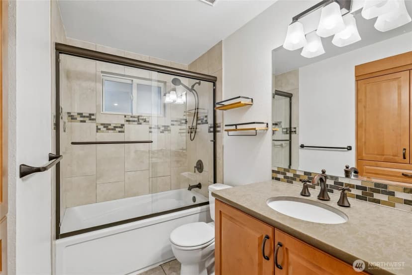 Property photo for 4315 210th Place Ne, Sammamish photo 28