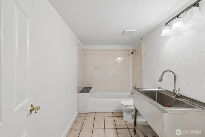 Property photo for 4315 210th Place Ne, Sammamish photo 17