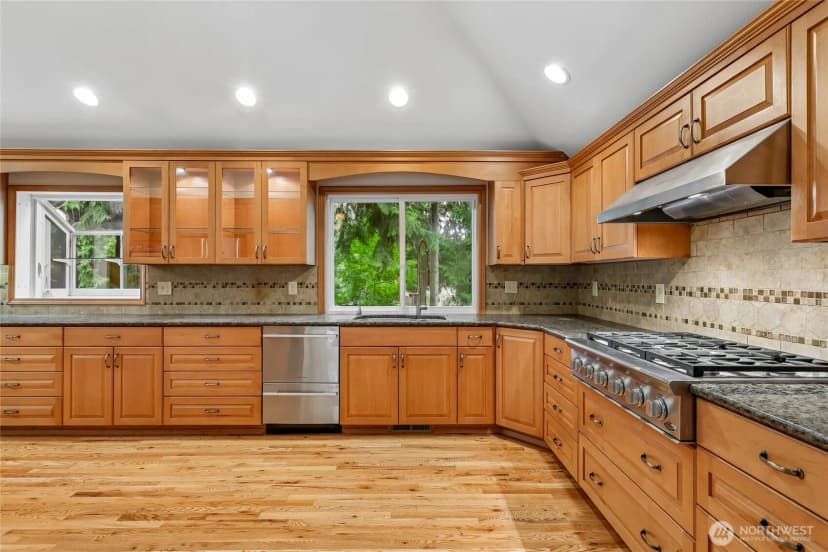 Property photo for 4315 210th Place Ne, Sammamish photo 7