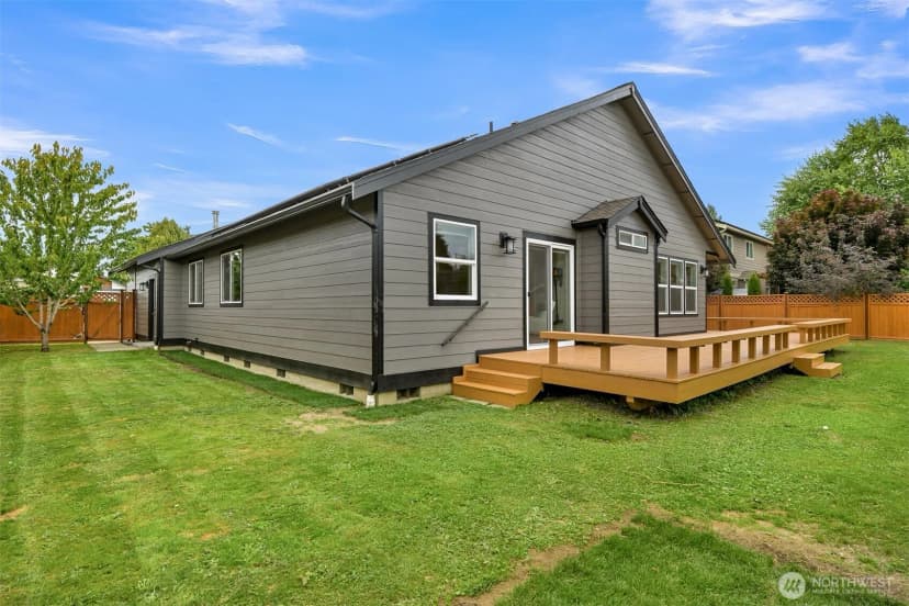 Property photo for 403 Jackson Court, Nooksack photo 31