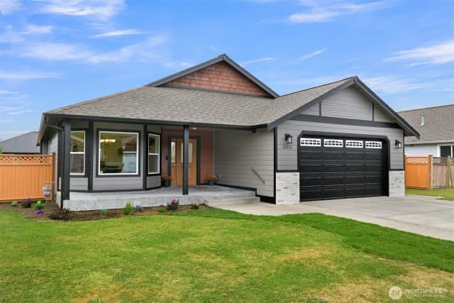 Property photo for 403 Jackson Court, Nooksack photo 3