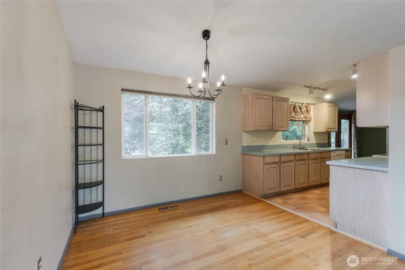Property photo for 16619 Se 12th Street, Bellevue photo 7