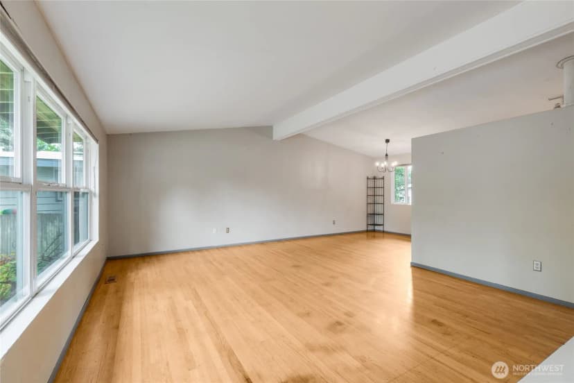 Property photo for 16619 Se 12th Street, Bellevue photo 5