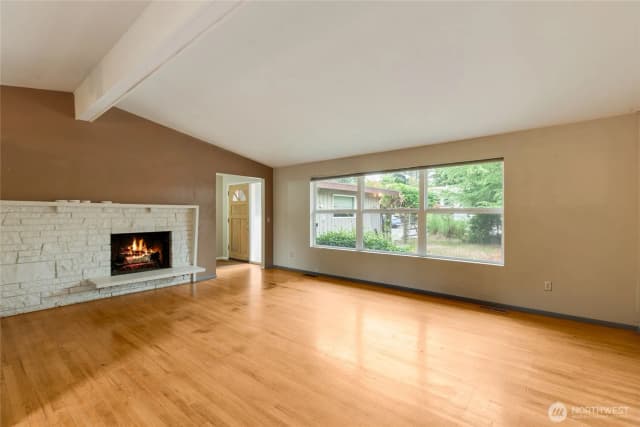 Property photo for 16619 Se 12th Street, Bellevue photo 3
