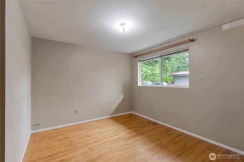 Property photo for 16619 Se 12th Street, Bellevue photo 16