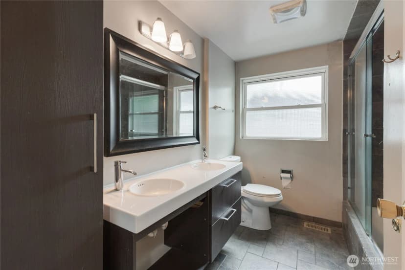 Property photo for 16619 Se 12th Street, Bellevue photo 18