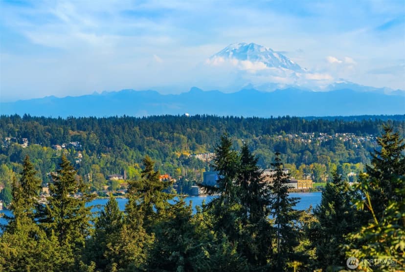 Property photo for 9221 Se 46th Street, Mercer Island photo 12