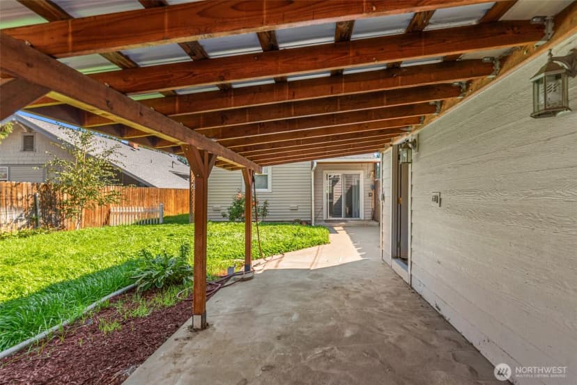 Property photo for 900 Okanogan Avenue, Wenatchee photo 34