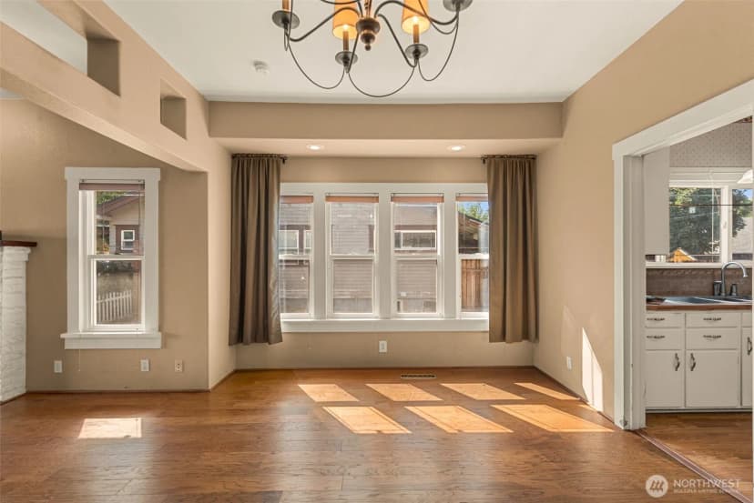 Property photo for 900 Okanogan Avenue, Wenatchee photo 9