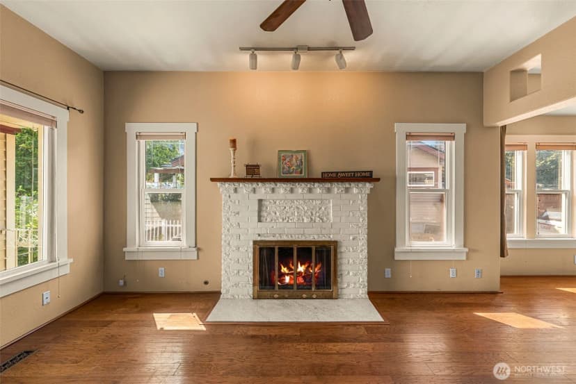 Property photo for 900 Okanogan Avenue, Wenatchee photo 6