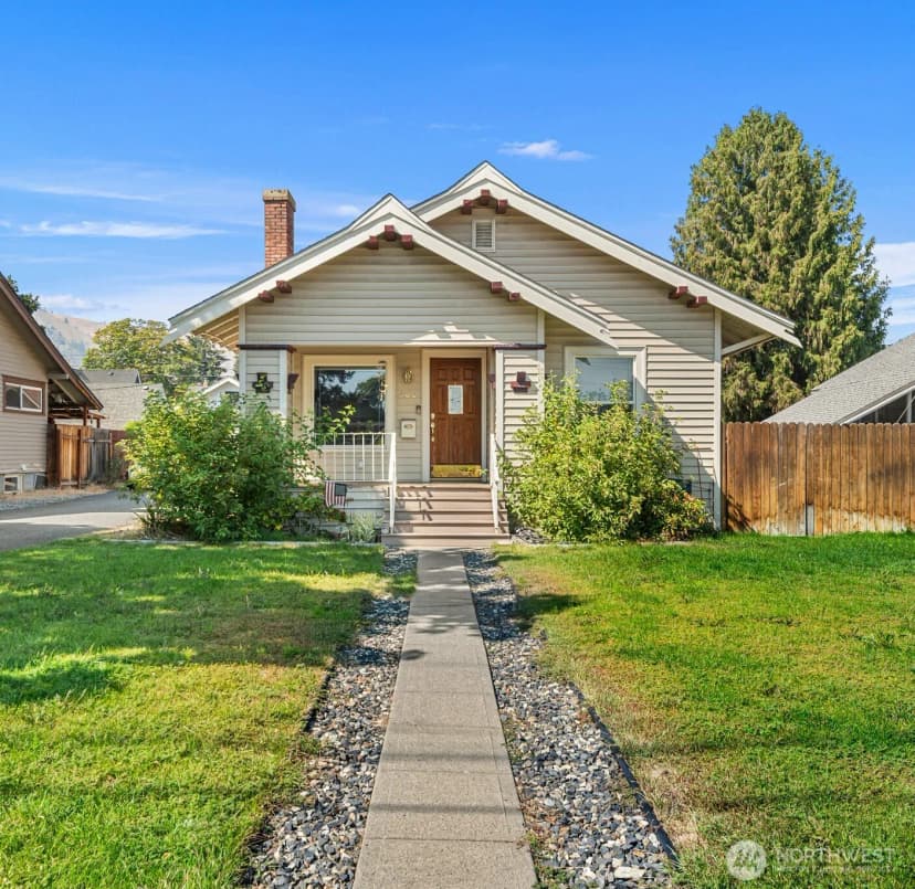 Property photo for 900 Okanogan Avenue, Wenatchee photo 37