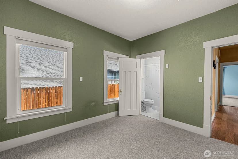 Property photo for 900 Okanogan Avenue, Wenatchee photo 12