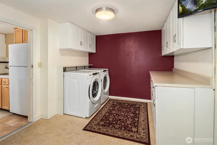 Property photo for 4038 24th Place S, Seattle photo 21