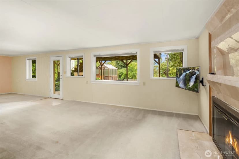 Property photo for 4038 24th Place S, Seattle photo 16