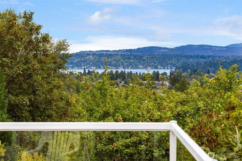 Property photo for 4038 24th Place S, Seattle photo 28