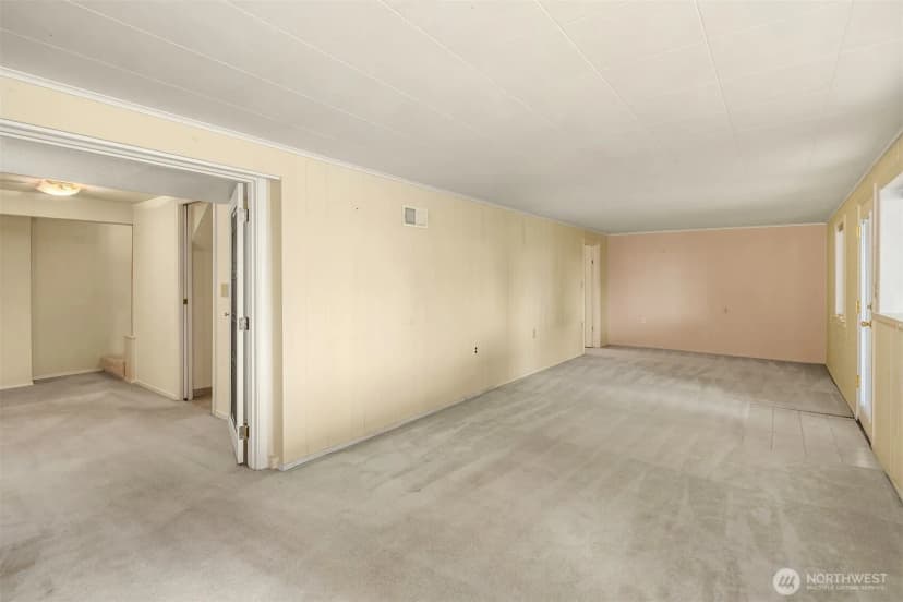 Property photo for 4038 24th Place S, Seattle photo 18