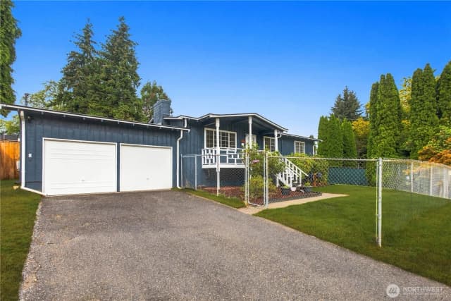 Property photo for 32211 26th Avenue Sw, Federal Way photo 2