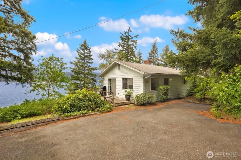 Property photo for 3027 E Lake Sammamish Parkway Se, Sammamish photo 10