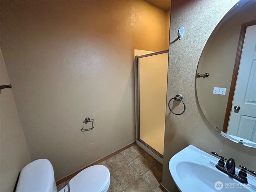Property photo for 20605 74th Avenue E, Spanaway photo 19