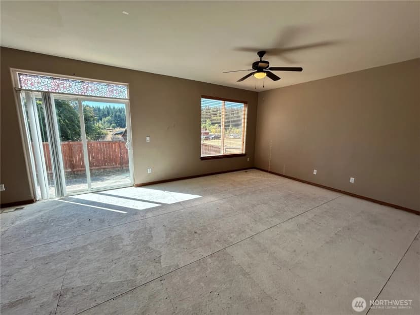 Property photo for 20605 74th Avenue E, Spanaway photo 13