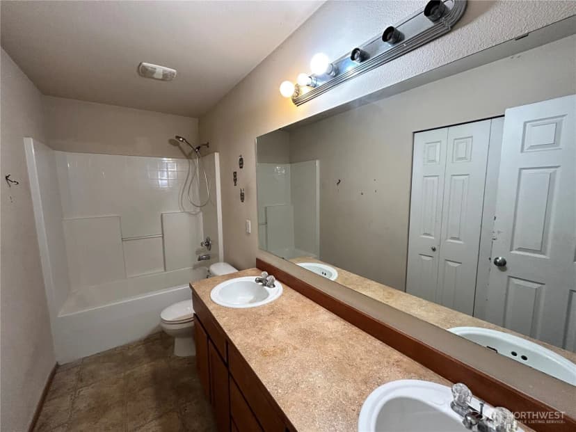 Property photo for 20605 74th Avenue E, Spanaway photo 29