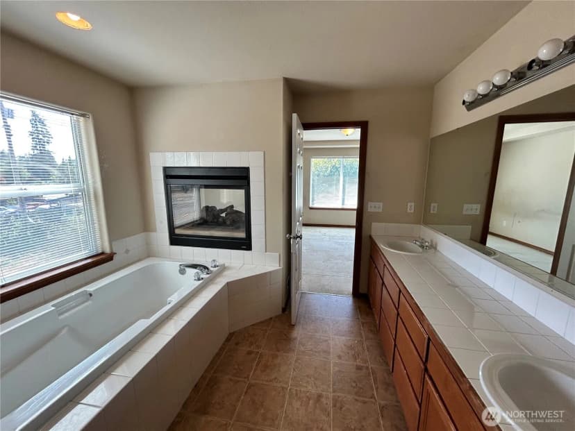 Property photo for 20605 74th Avenue E, Spanaway photo 23