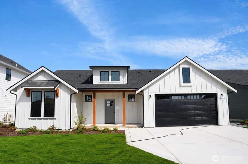 Property photo for 640 Legacy Way, Sedro Woolley